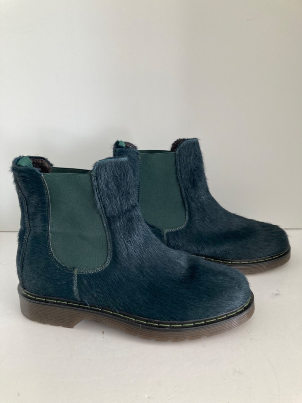 Weekend Max Mara Women's Pony Hair Chelsea Ankle Boots Green-Blue EU 39 NWOB